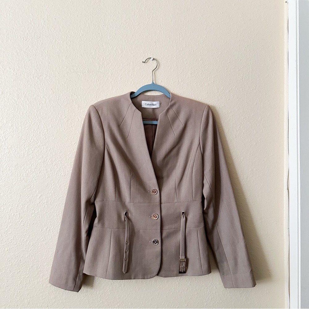 NWOT Calvin Klein Women's Belted Blazer Jacket - Medium US 6